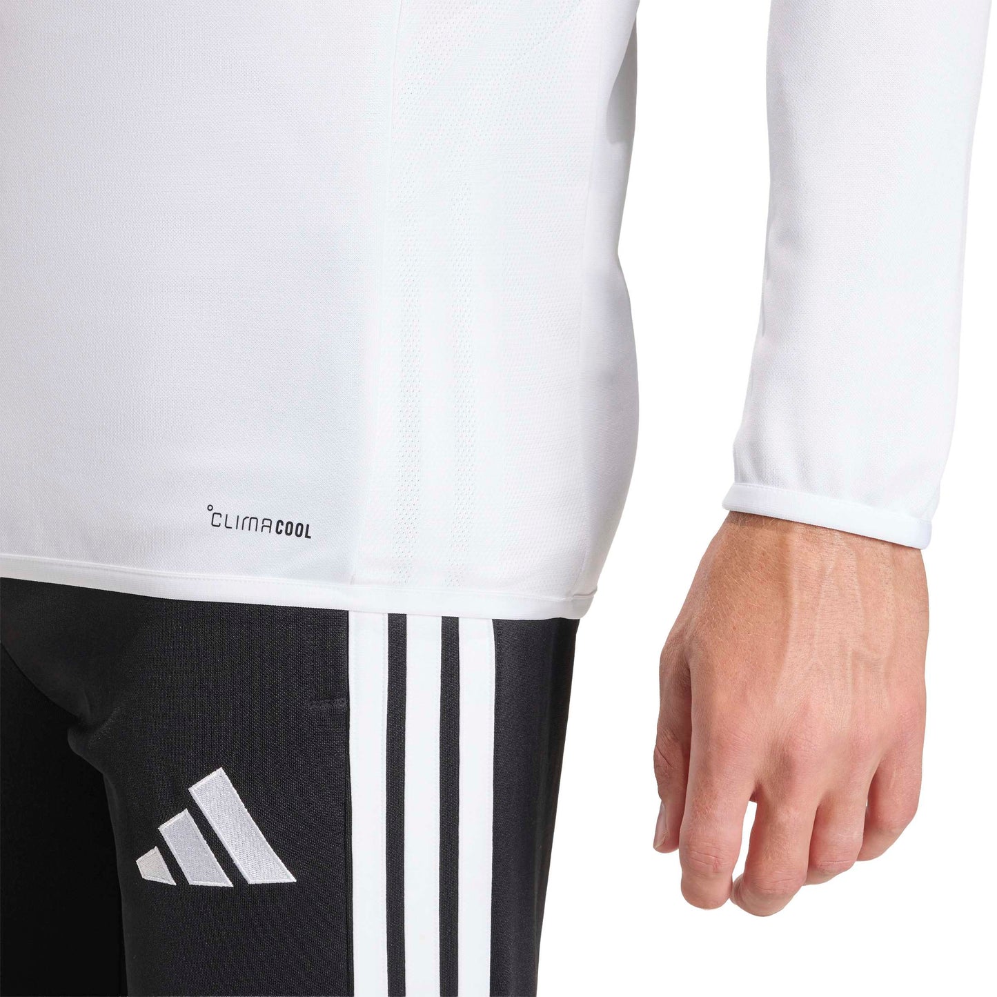 White/Black/Black