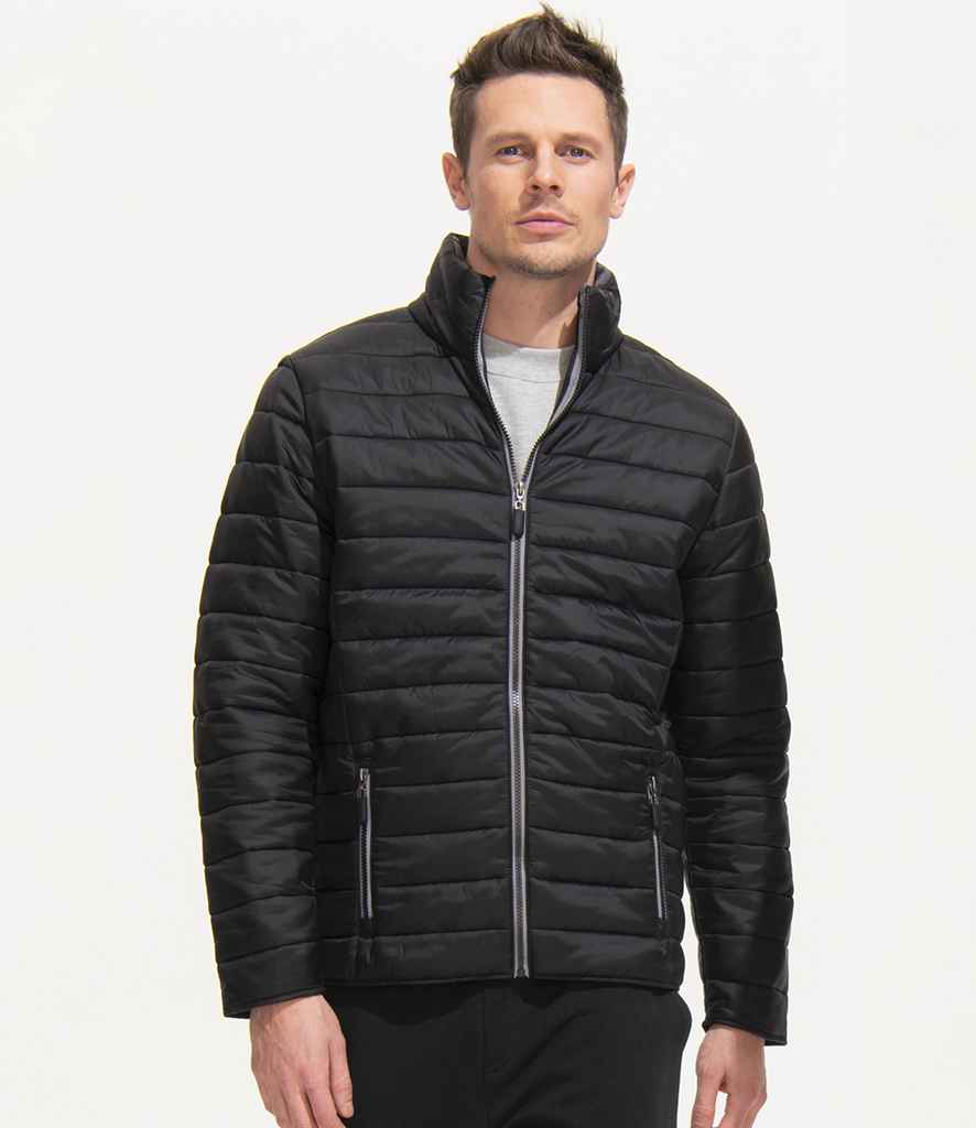 SOL'S Ride Padded Jacket 01193 in Black – model
