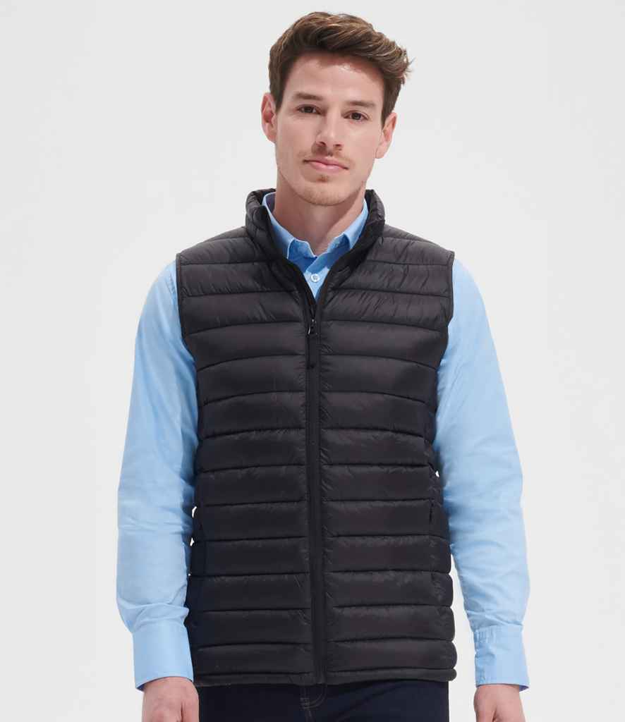 SOL'S Wilson Lightweight Padded Bodywarmer 02889 in Black – model