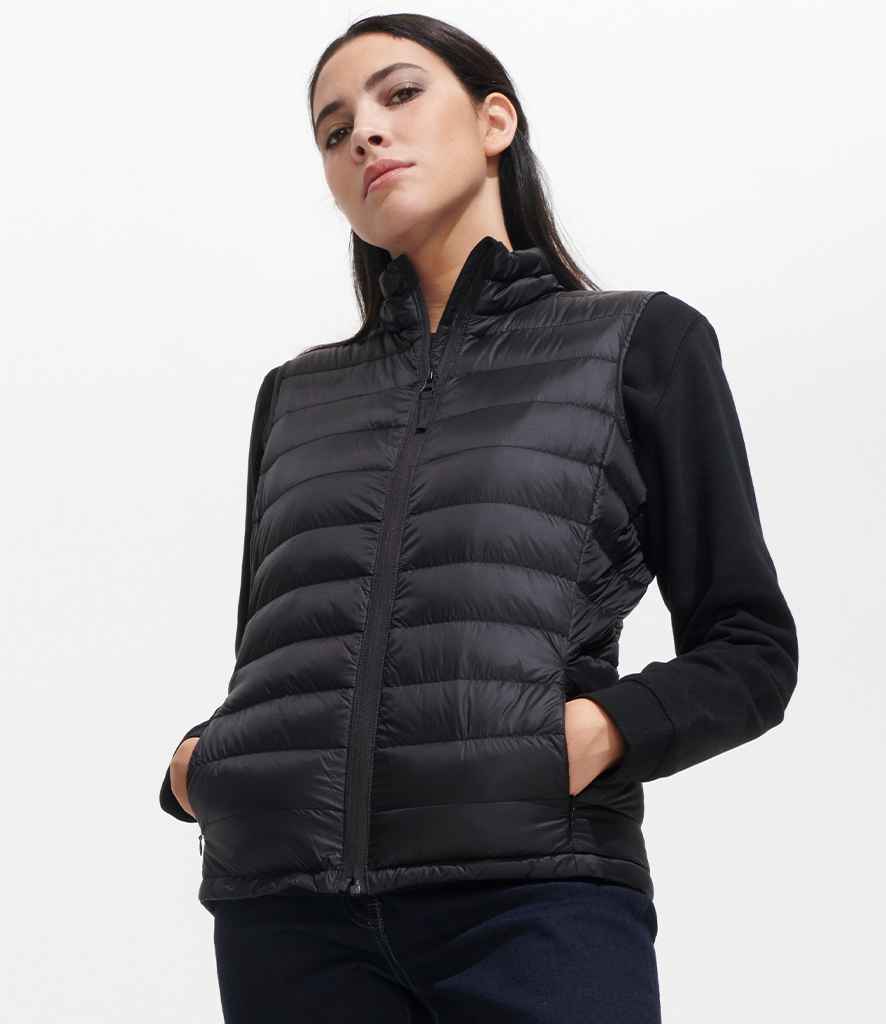 SOL'S Ladies Wilson Lightweight Padded Bodywarmer 02890 in Black – model