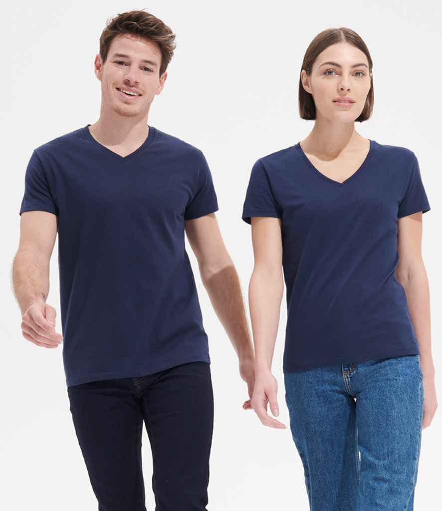SOL'S Imperial V Neck T-Shirt 02940 in French Navy – model (2)