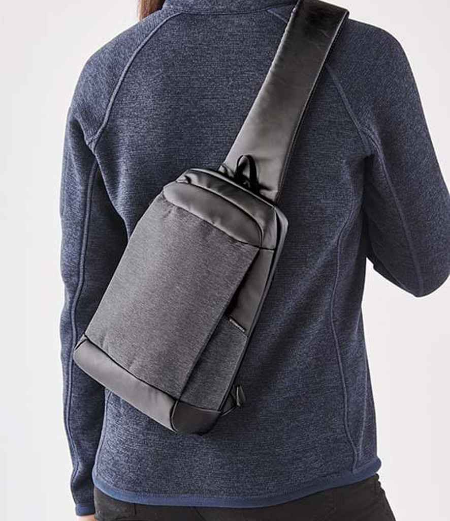 CMT4 Graphite Grey/Black Model