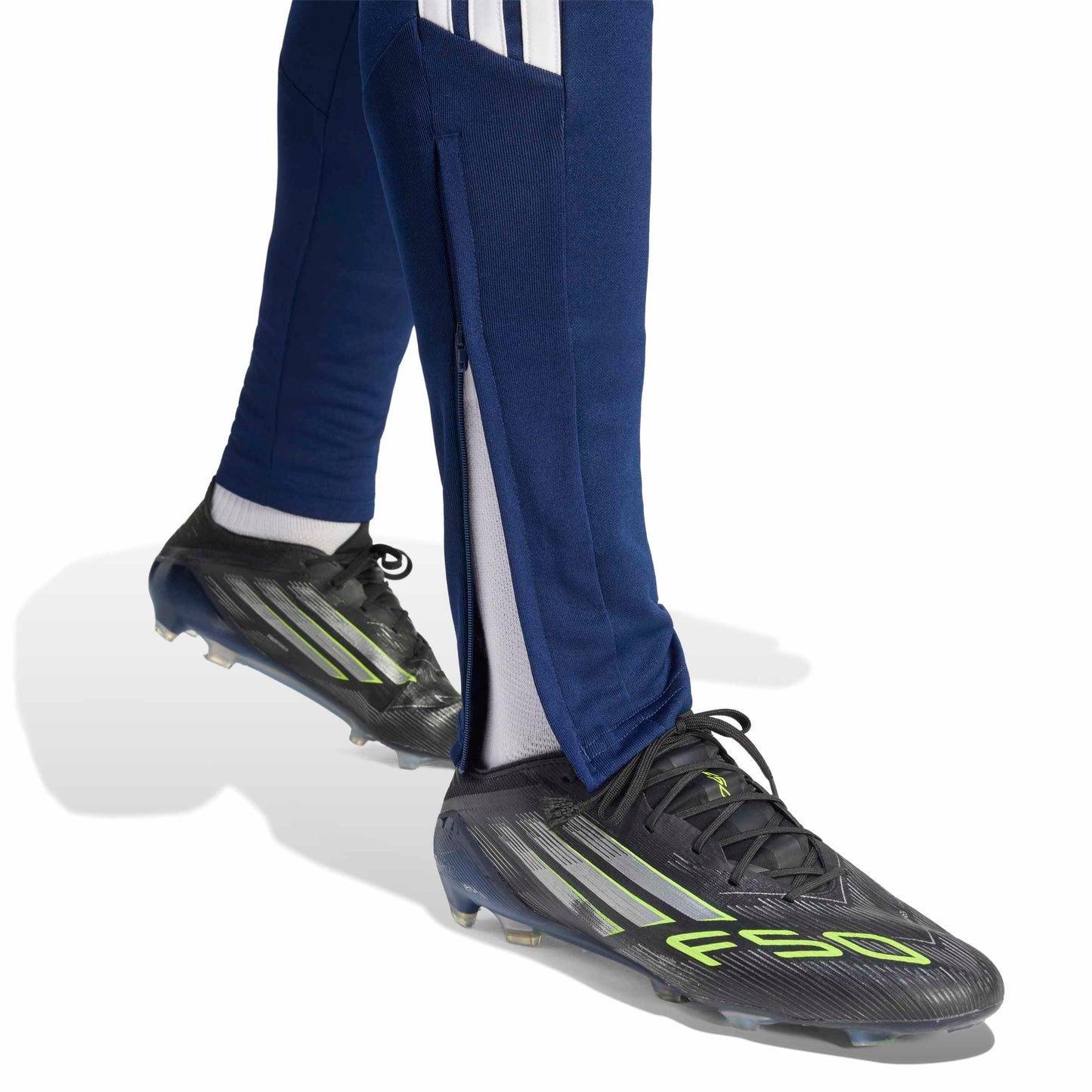 Team Navy Blue 2/White