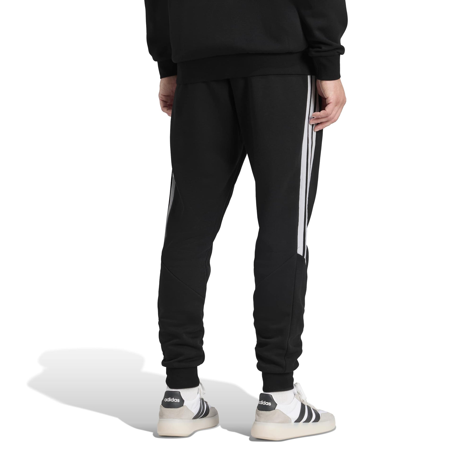 Black/White