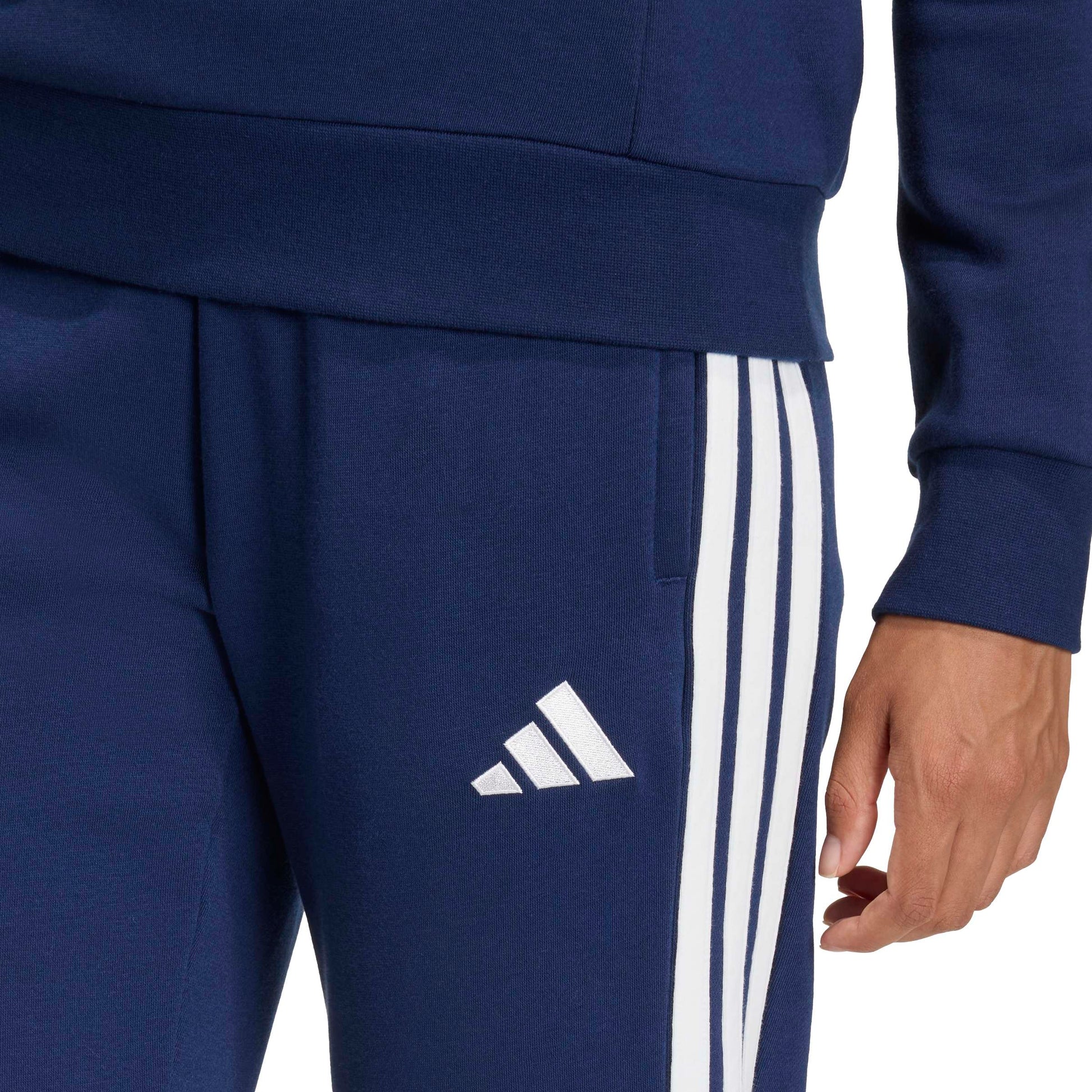 Team Navy Blue 2/White