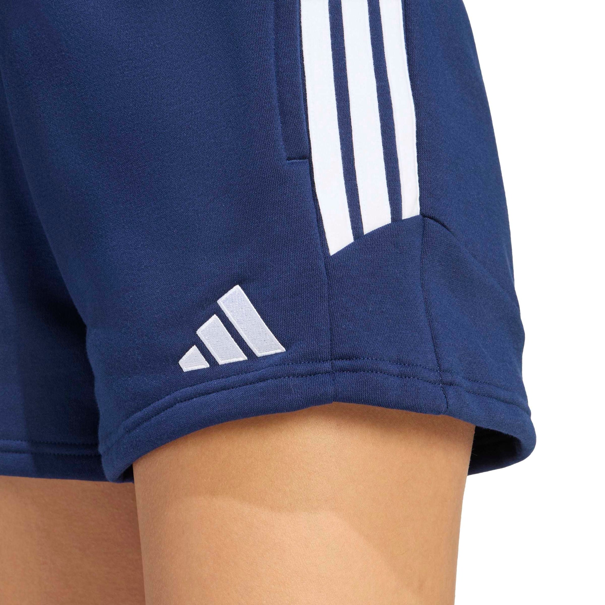 Team Navy Blue 2/White
