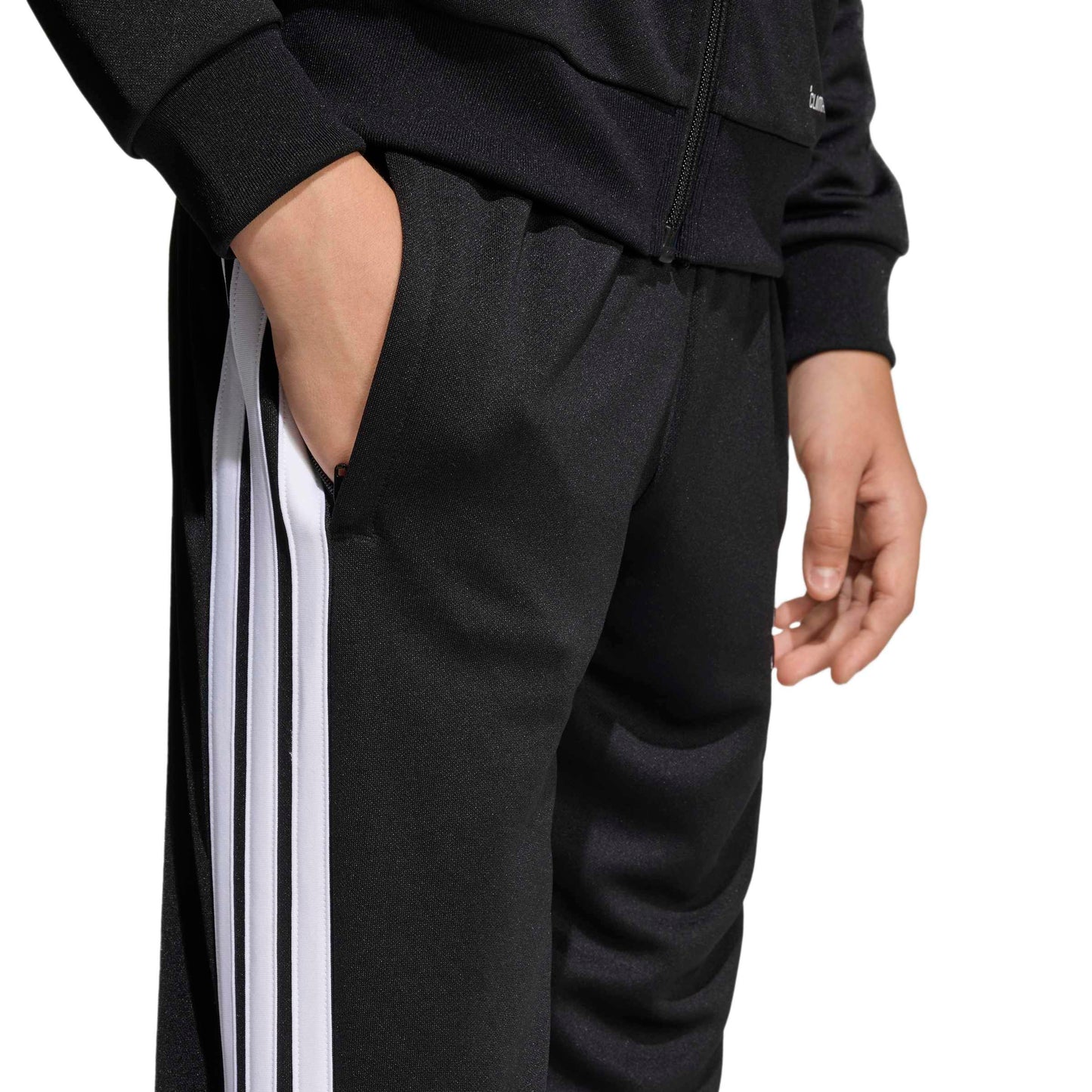 Black/White