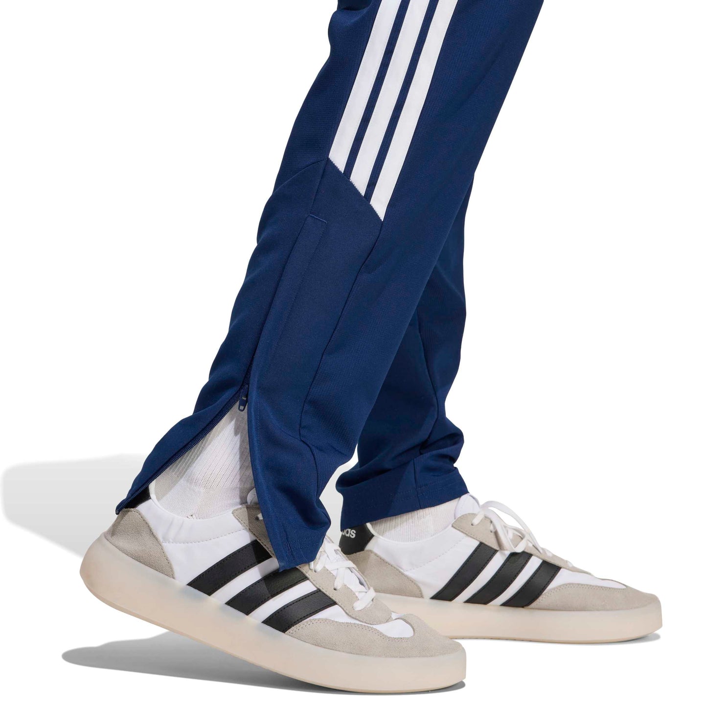 Team Navy Blue 2/White