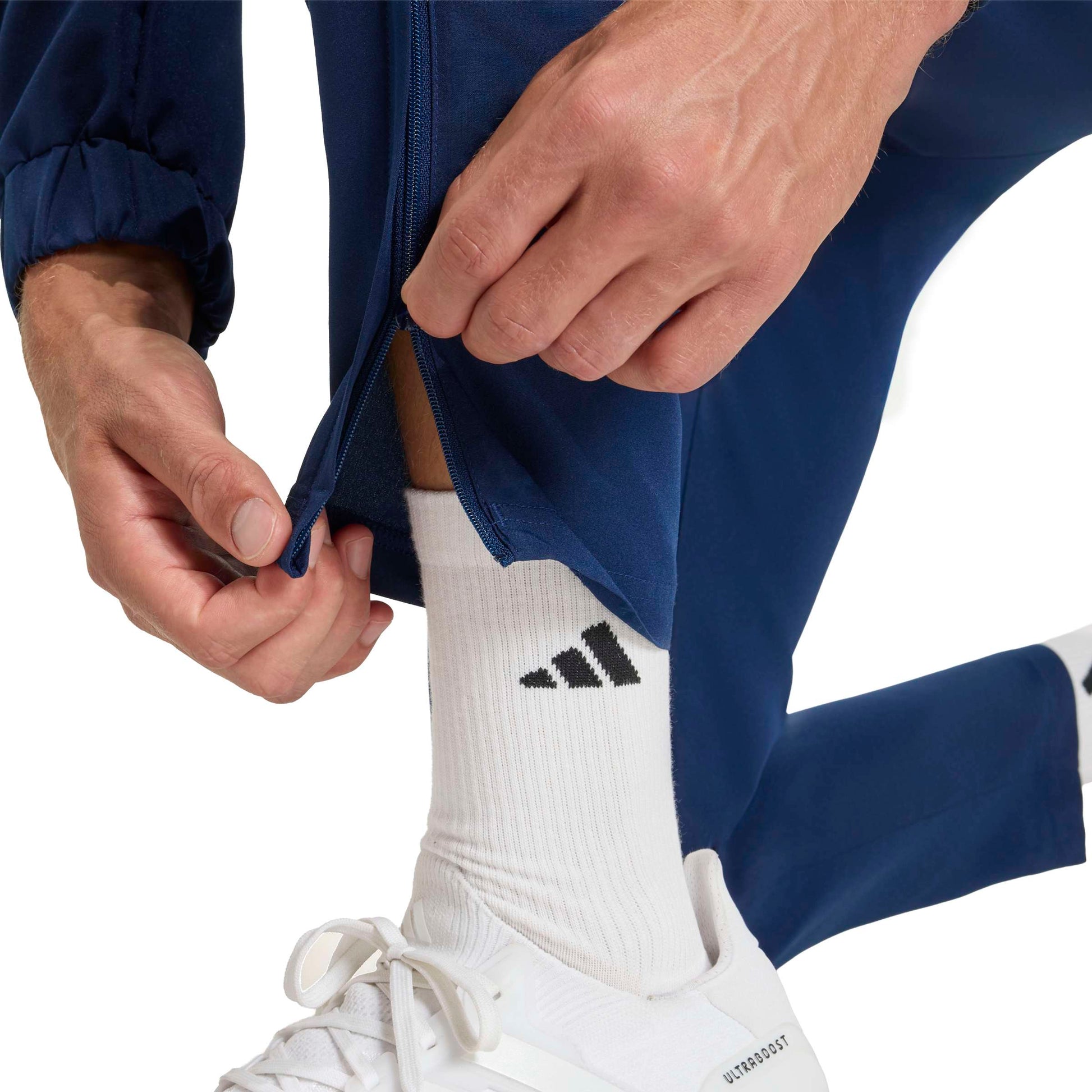 Team Navy Blue 2/White