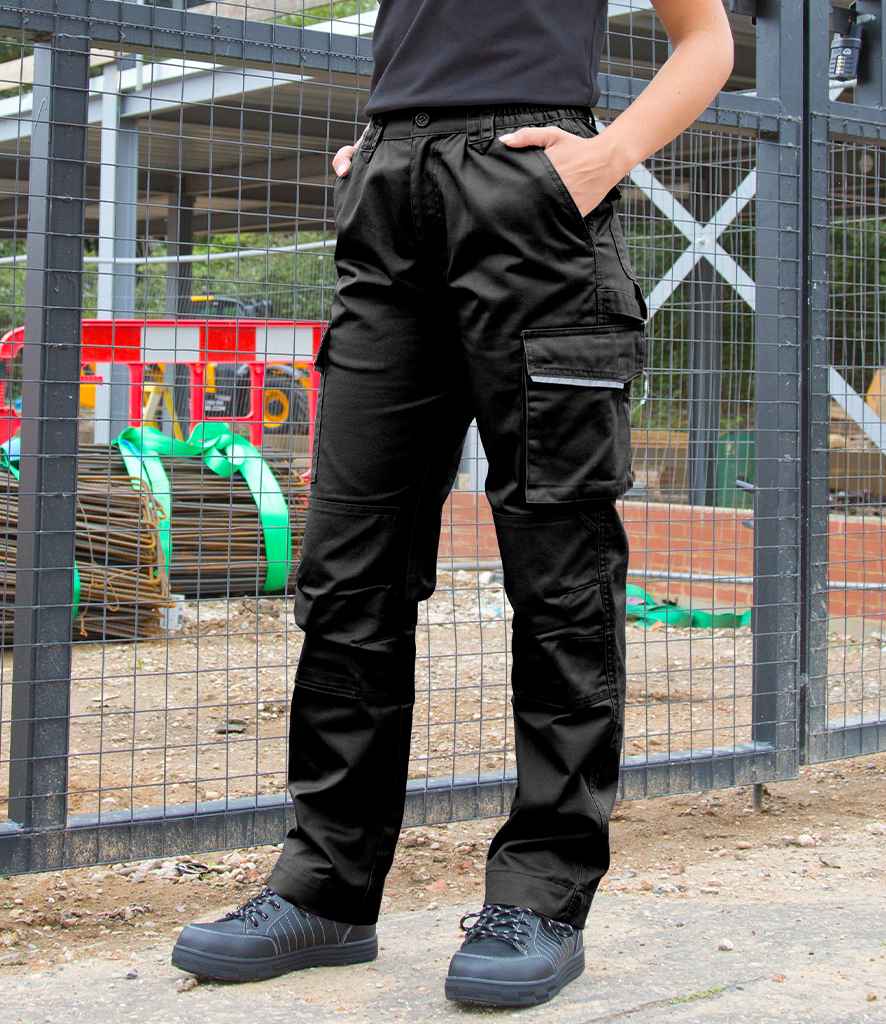 Result Work-Guard Ladies Action Trousers RS308F in Black – model