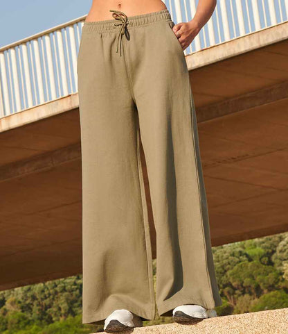 SF Clothing Ladies Sustainable Fashion Wide Leg Joggers SK431 in Khaki – model